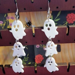 Spooky Acrylic Ghost Chic Halloween Earrings